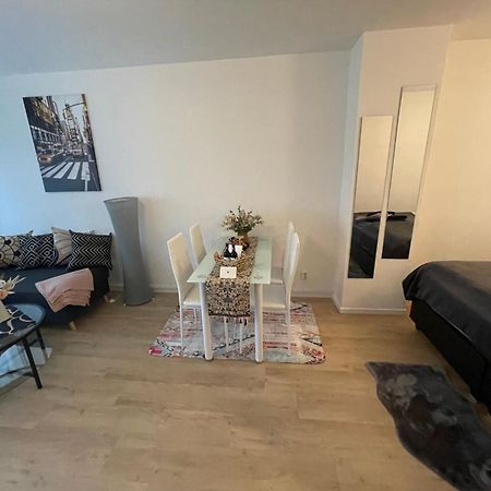 Gemuetliche, Moderne Wohnung Fuer 2-4 Personen ハンブルク エクステリア 写真
